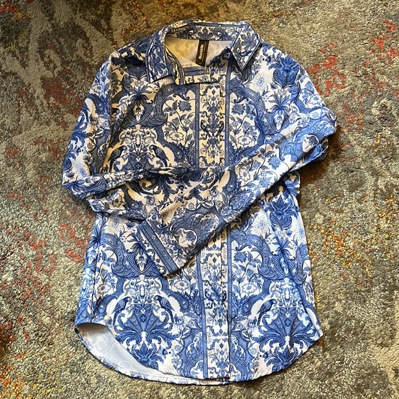 NWOT Blackmilk Chinoiserie Long Sleeve Business Time Shirt XS (sold out) - Picture 5 of 8